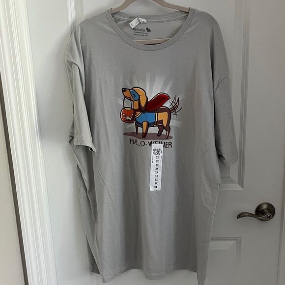Tee turtle Apparel Gray Superhero Dog HALLO-WEINER 3x NWT - Picture 1 of 7